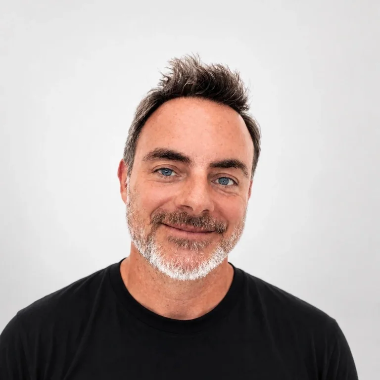 Lars Schmidt headshot